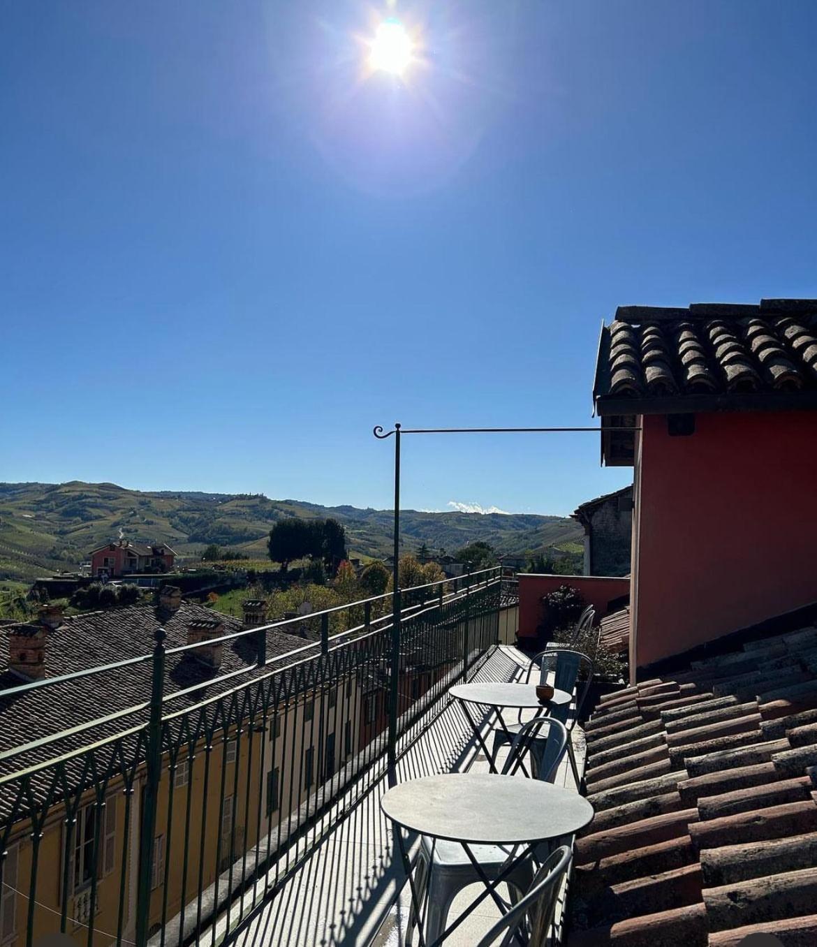 Boutique Hotel Al Palazzo Rosso Neive Exterior foto